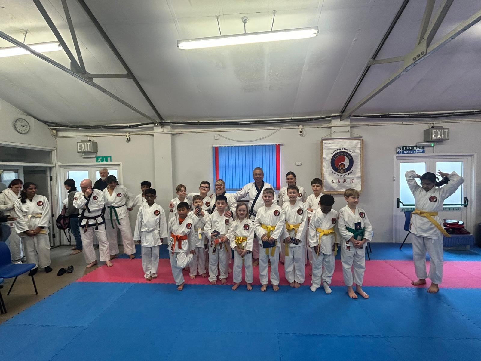 10 Students Smash Their Grading at Grays HQ!